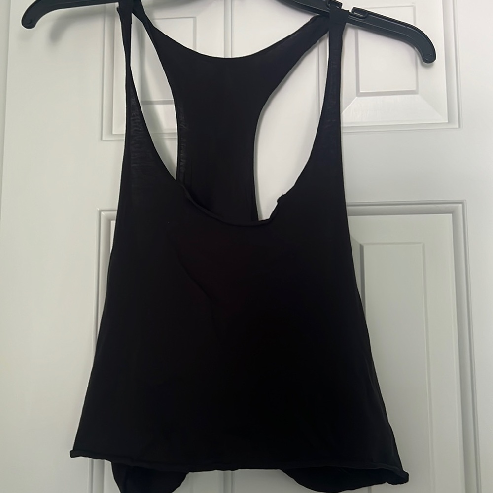 Cropped black muscle tee tank top! In good condition!